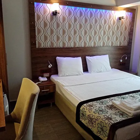 Apart Otel Dolphin 3*