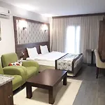 Dolphin Aparthotel Sarigerme