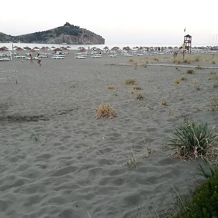 Ξενοδοχείο με διαμερίσματα Dolphin 3*