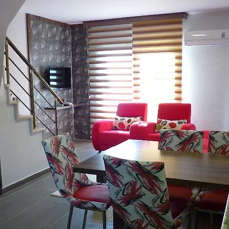 Apart-hotel Dolphin 3*